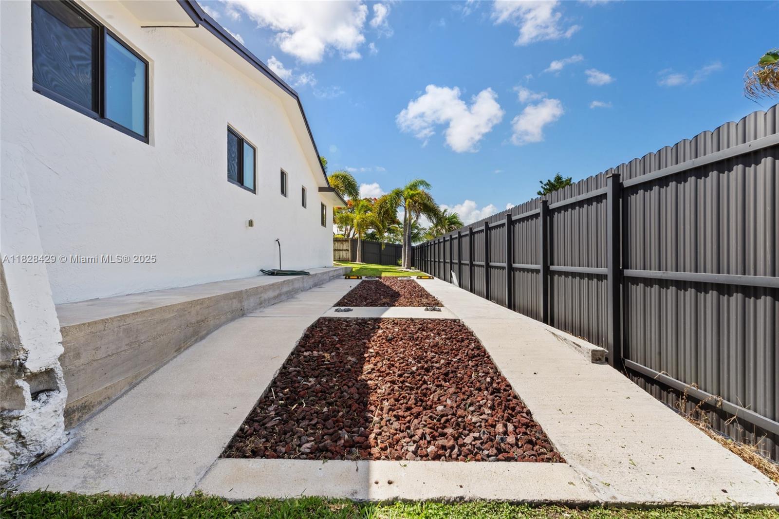 20175 SW 89th Ct