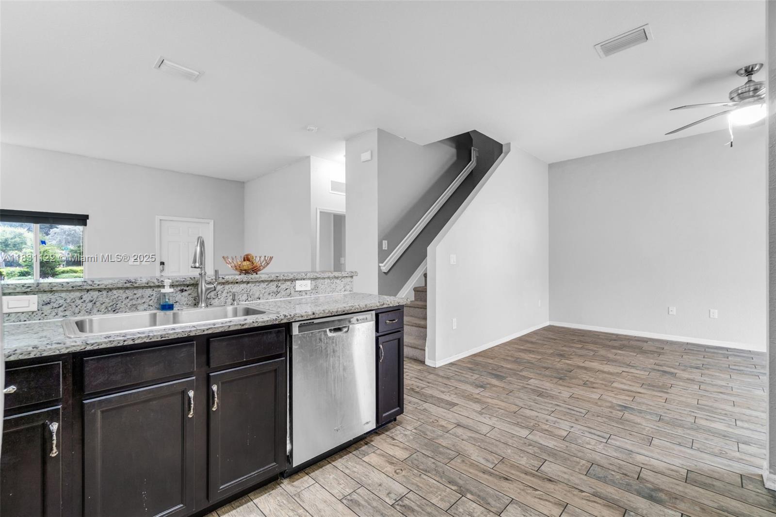 2345 SE 16th Pl