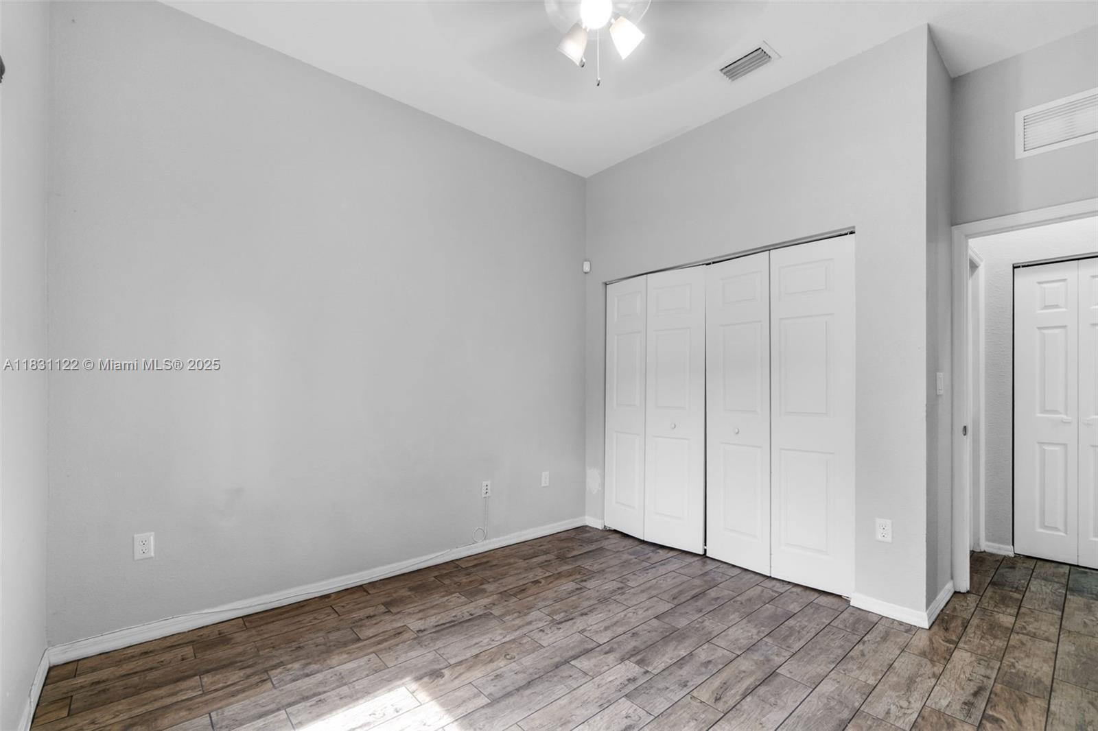 2345 SE 16th Pl
