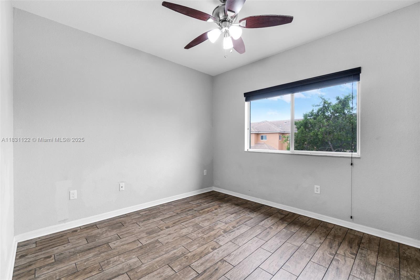 2345 SE 16th Pl