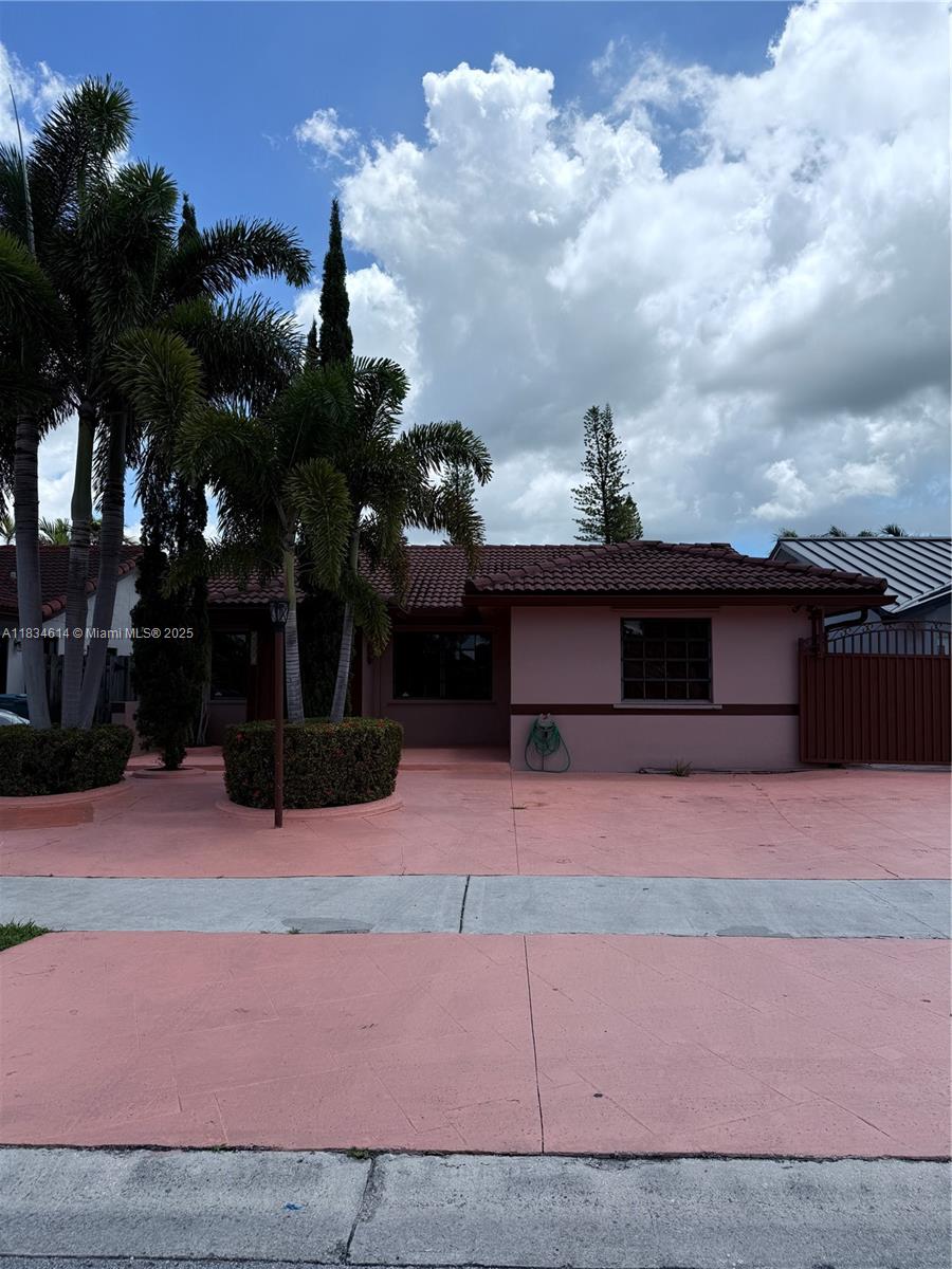 5881 SW 147th Ct