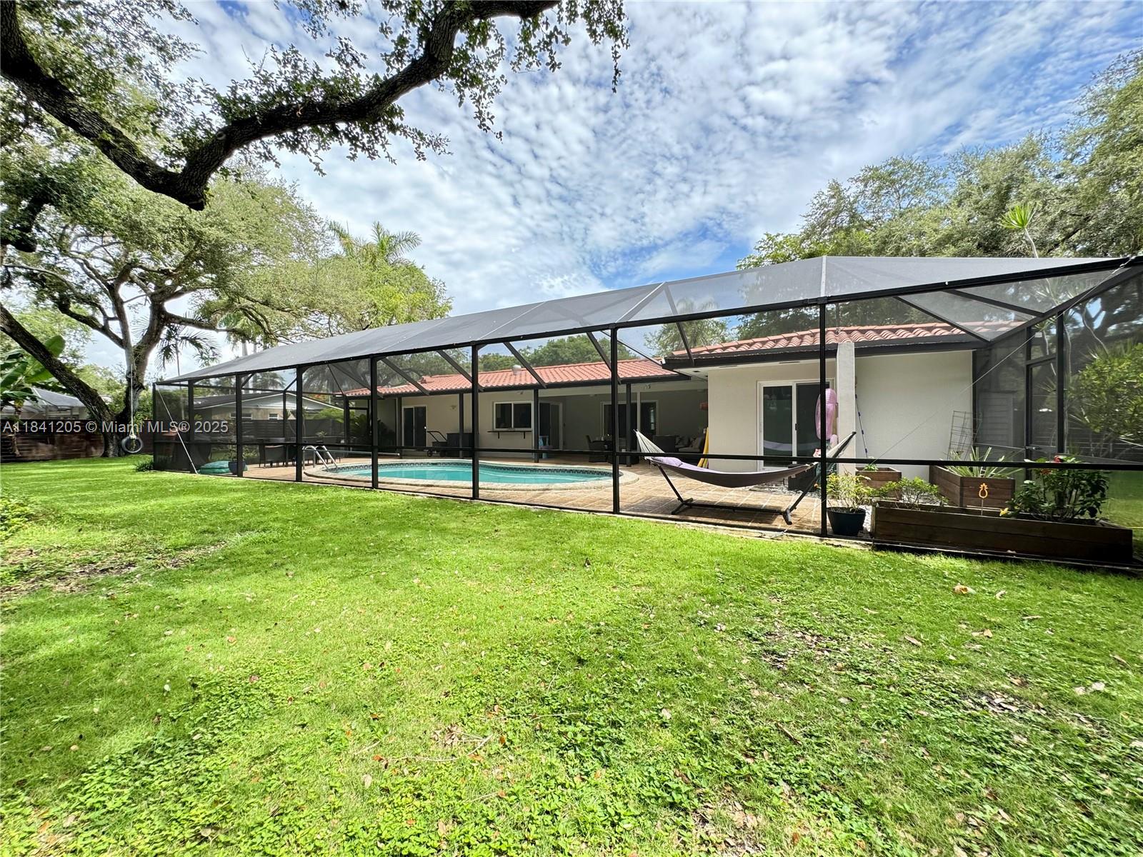 7450 SW 165th Ter