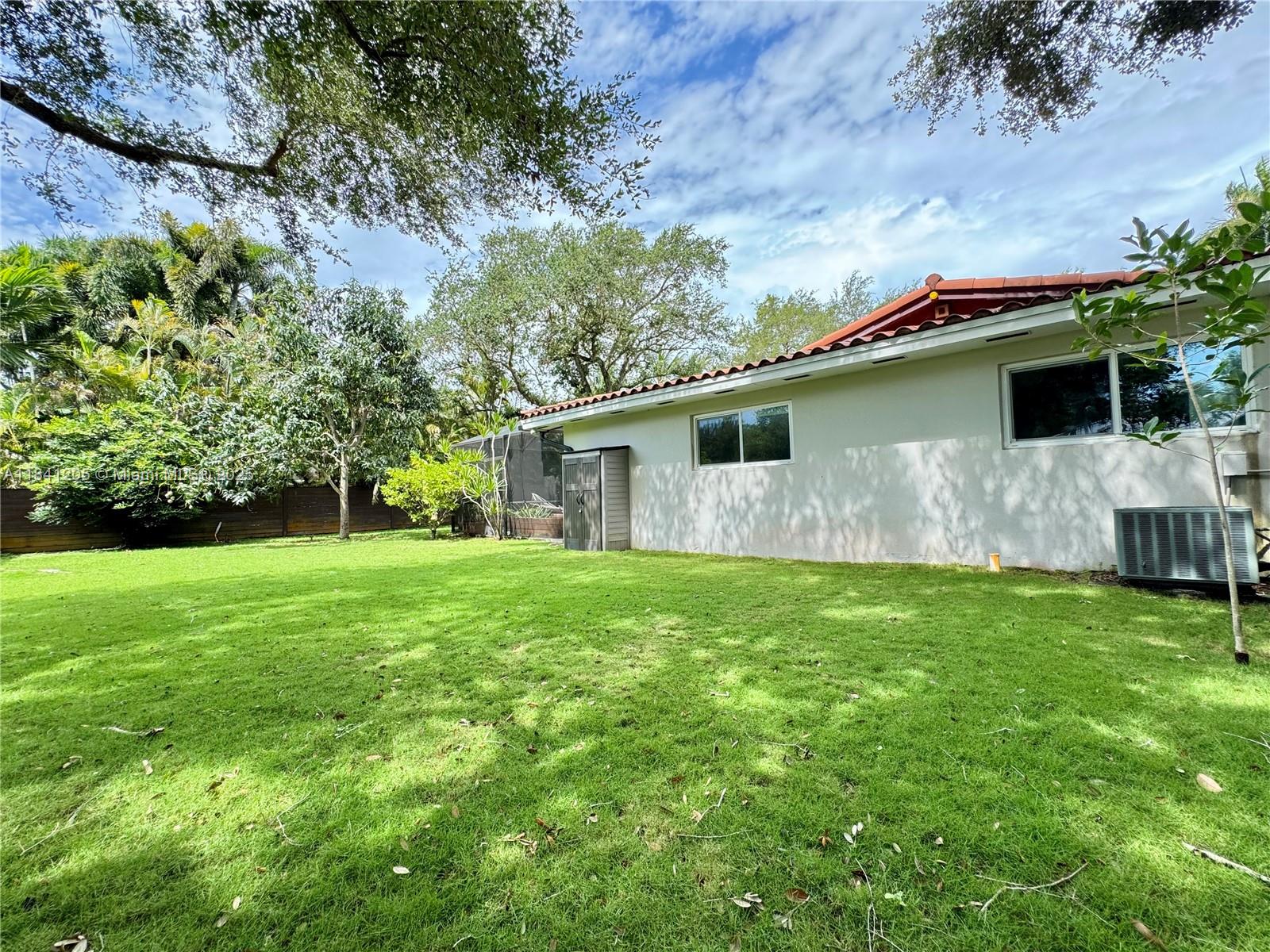 7450 SW 165th Ter