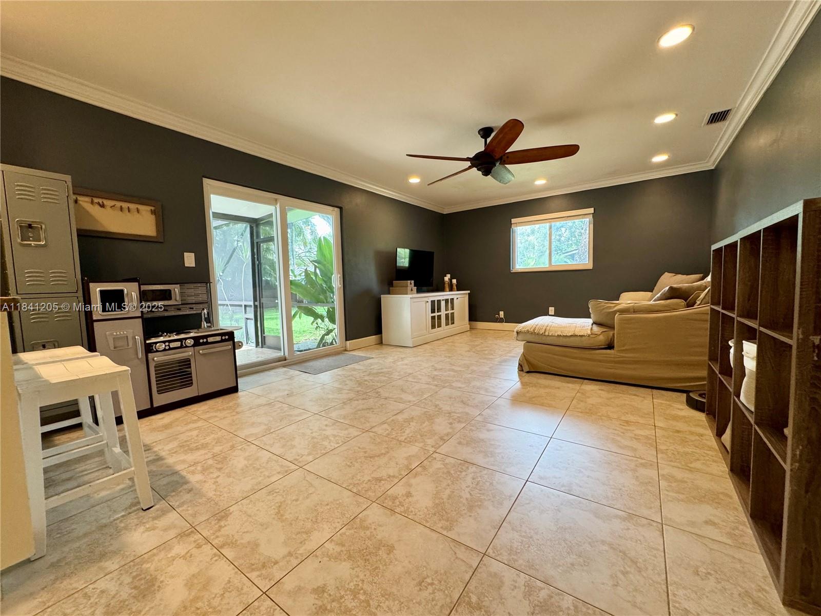 7450 SW 165th Ter