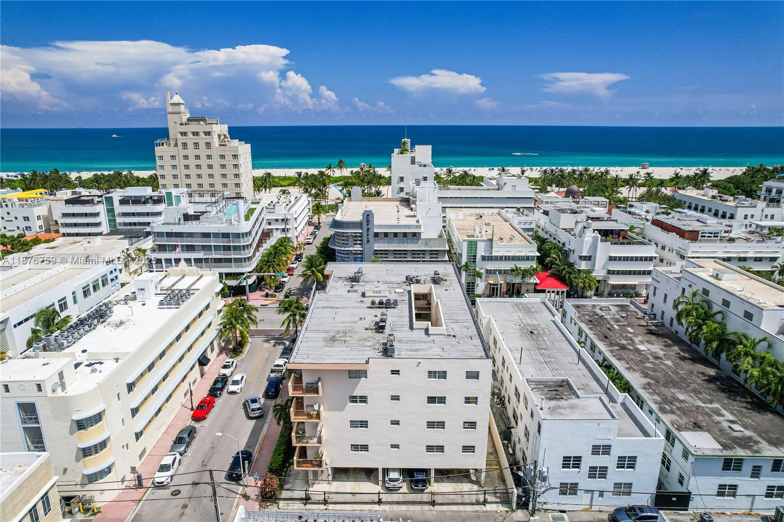 1150 Collins Ave # 303