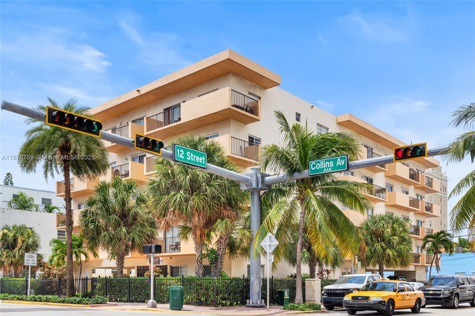 1150 Collins Ave # 303