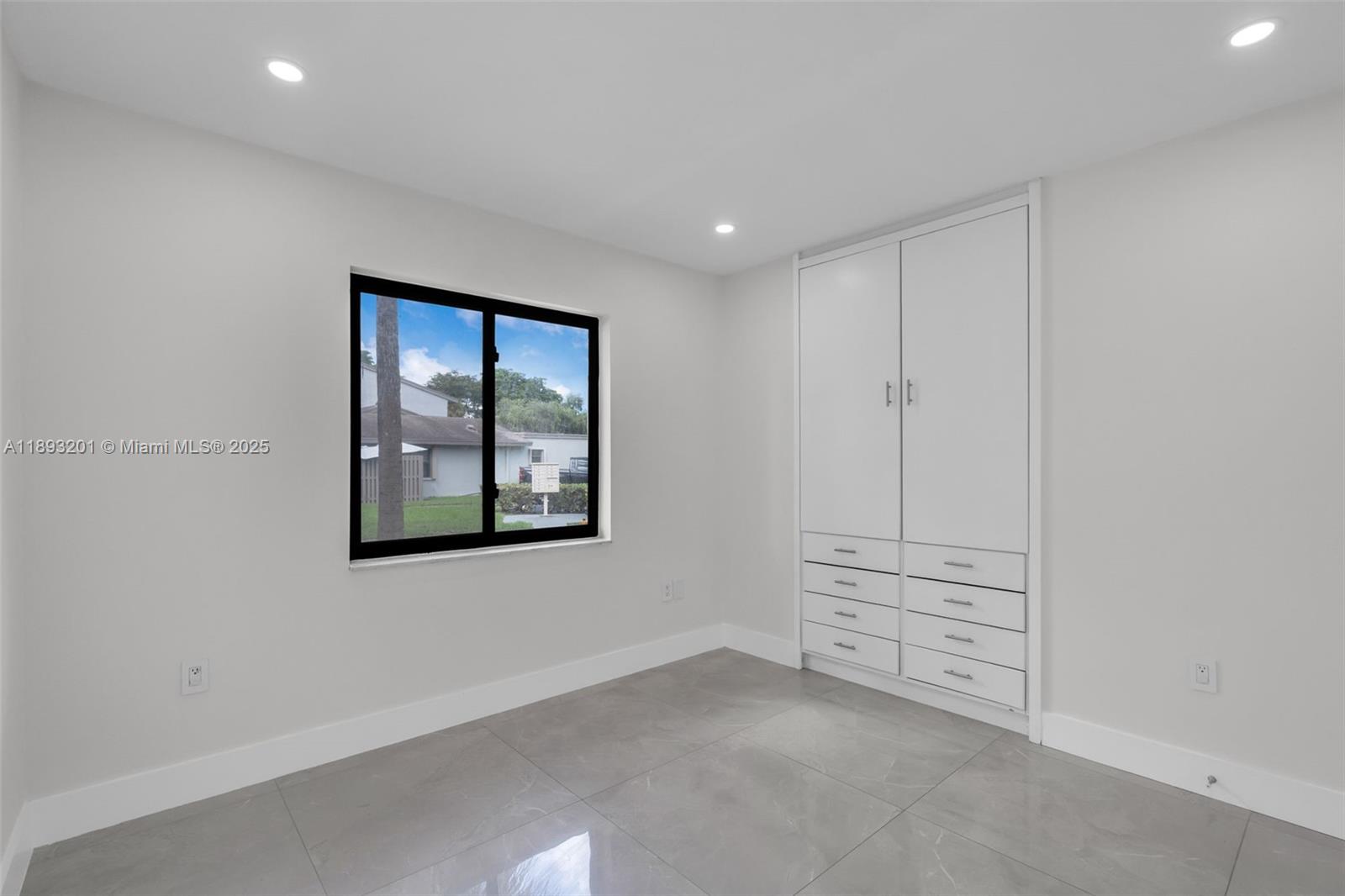 10669 SW 113th Pl # 84Z