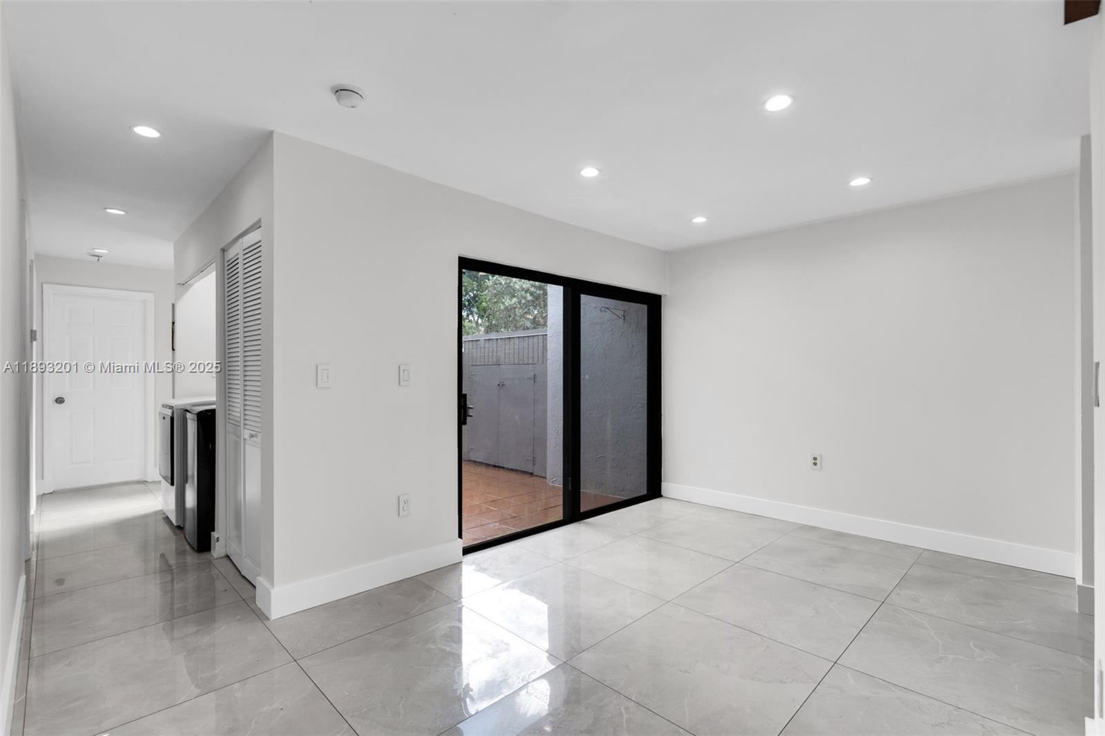 10669 SW 113th Pl # 84Z