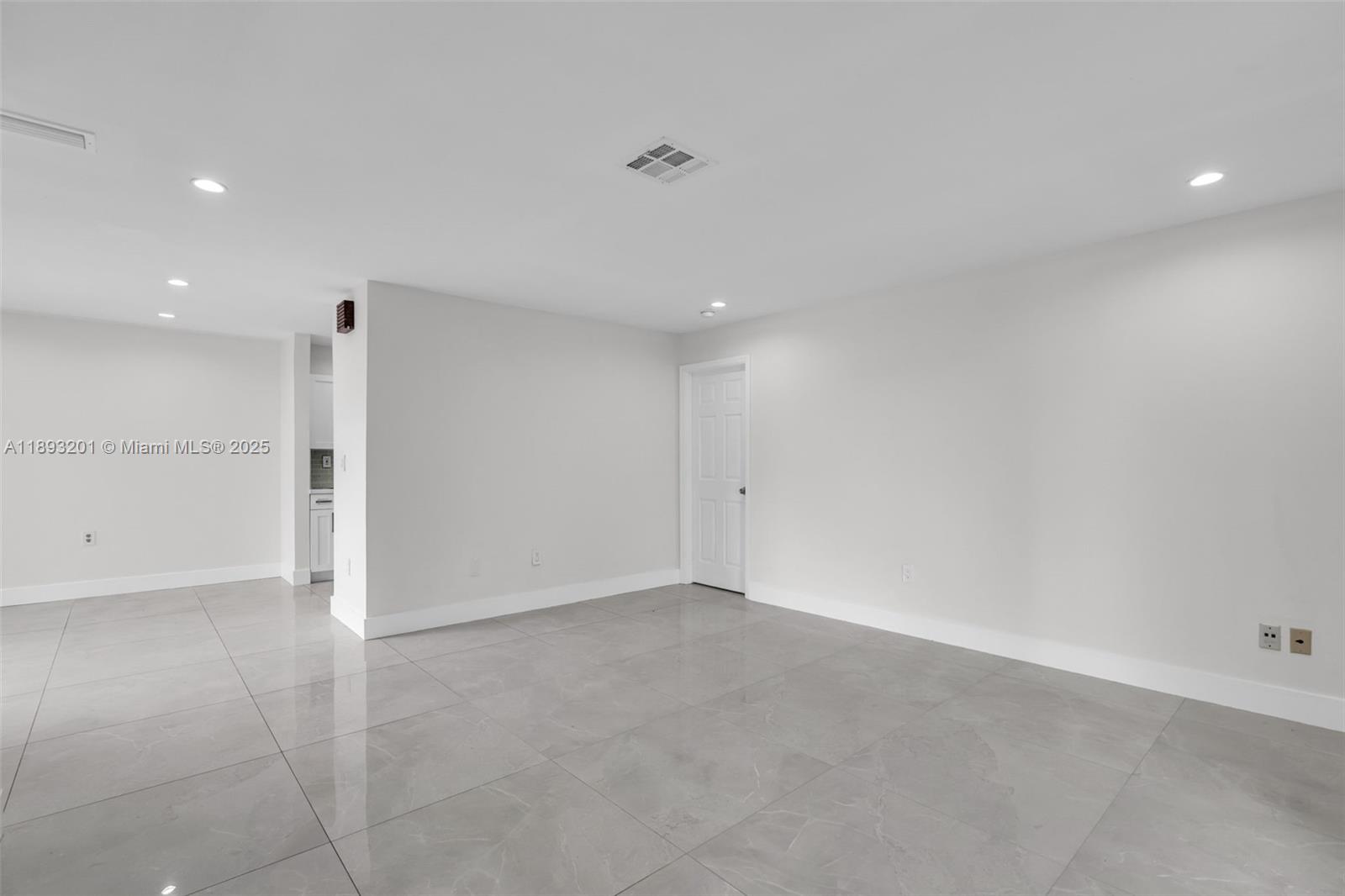 10669 SW 113th Pl # 84Z