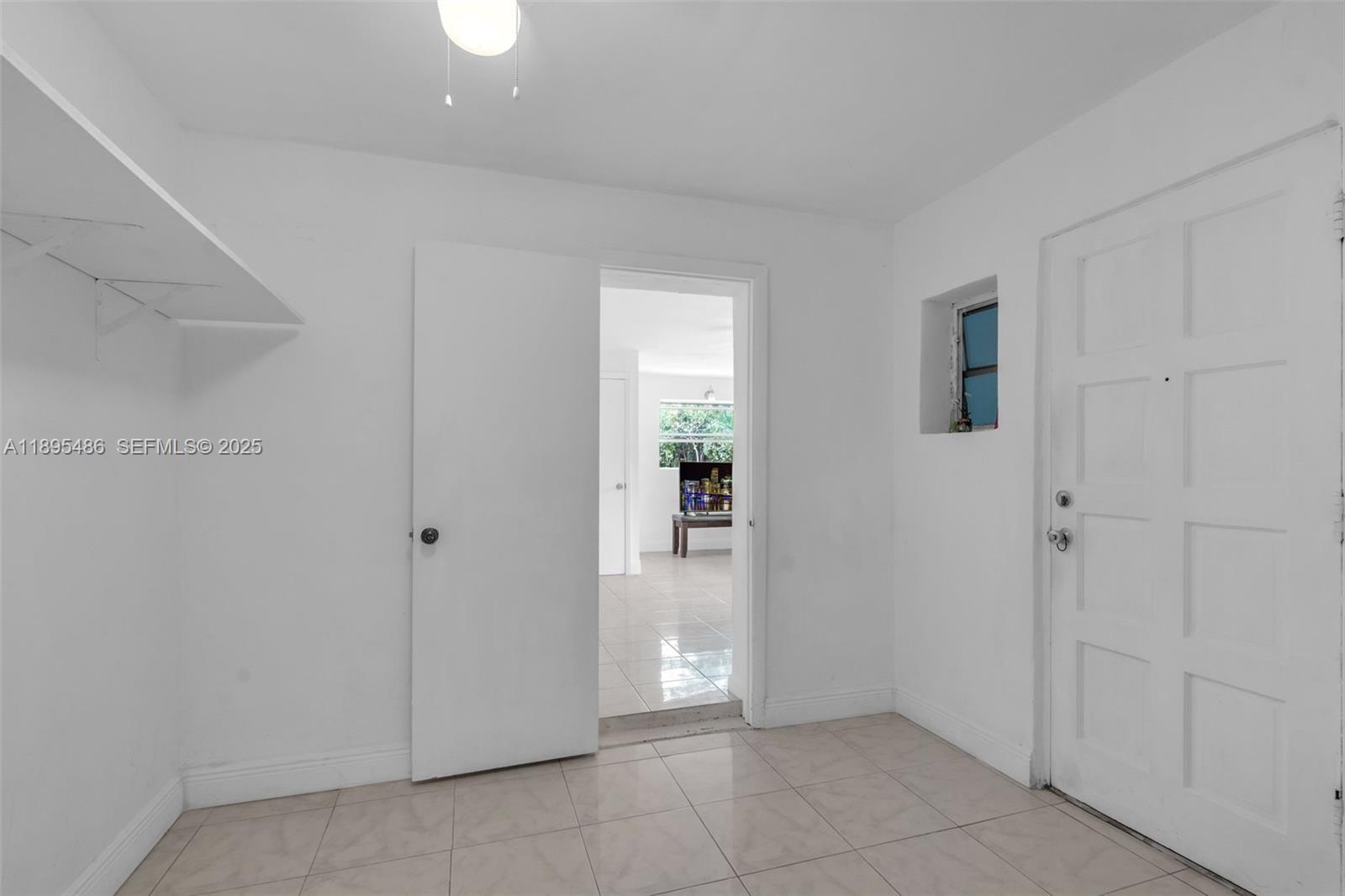 1585 NE 139th St
