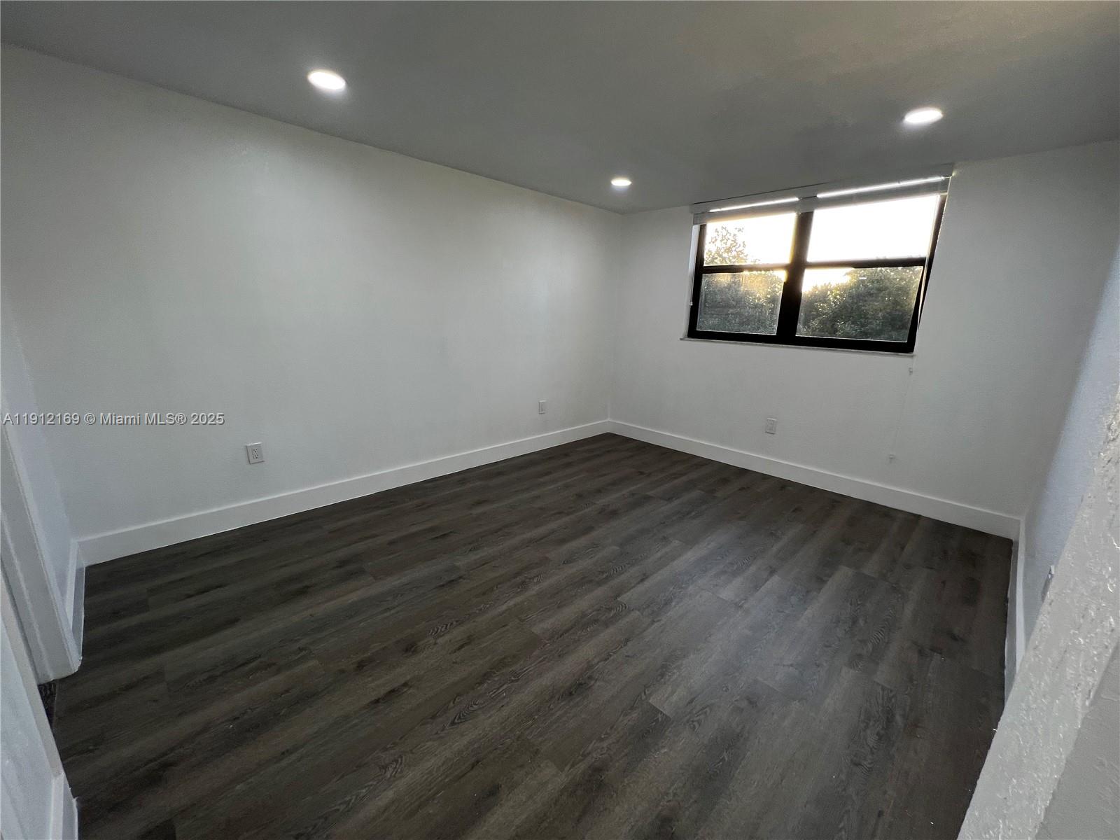 8006 SW 149th Ave # D302