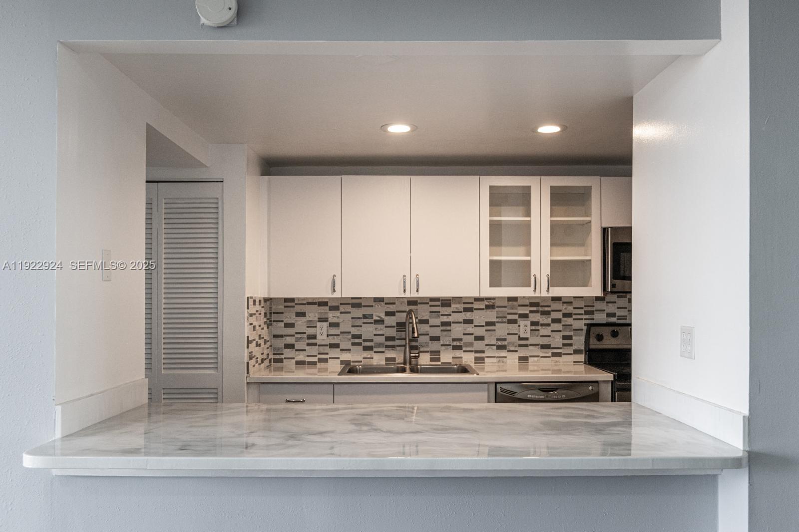 854 NW 87th Ave # 504