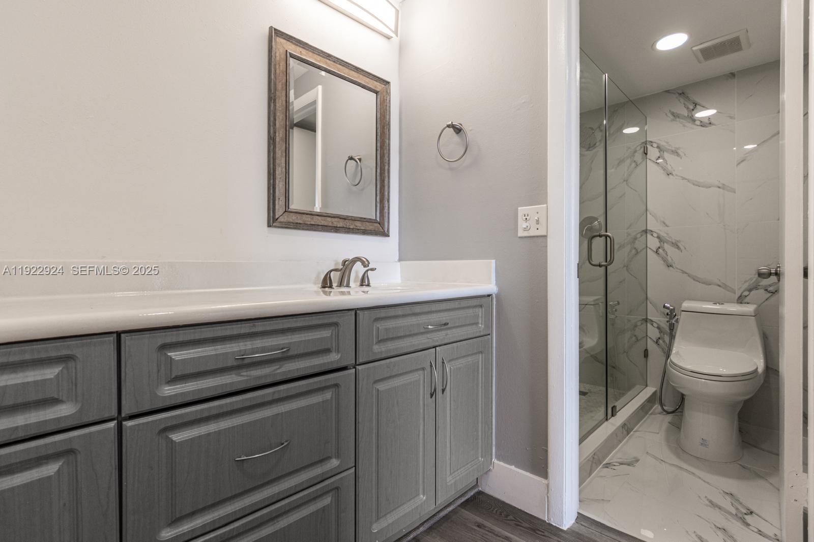 854 NW 87th Ave # 504