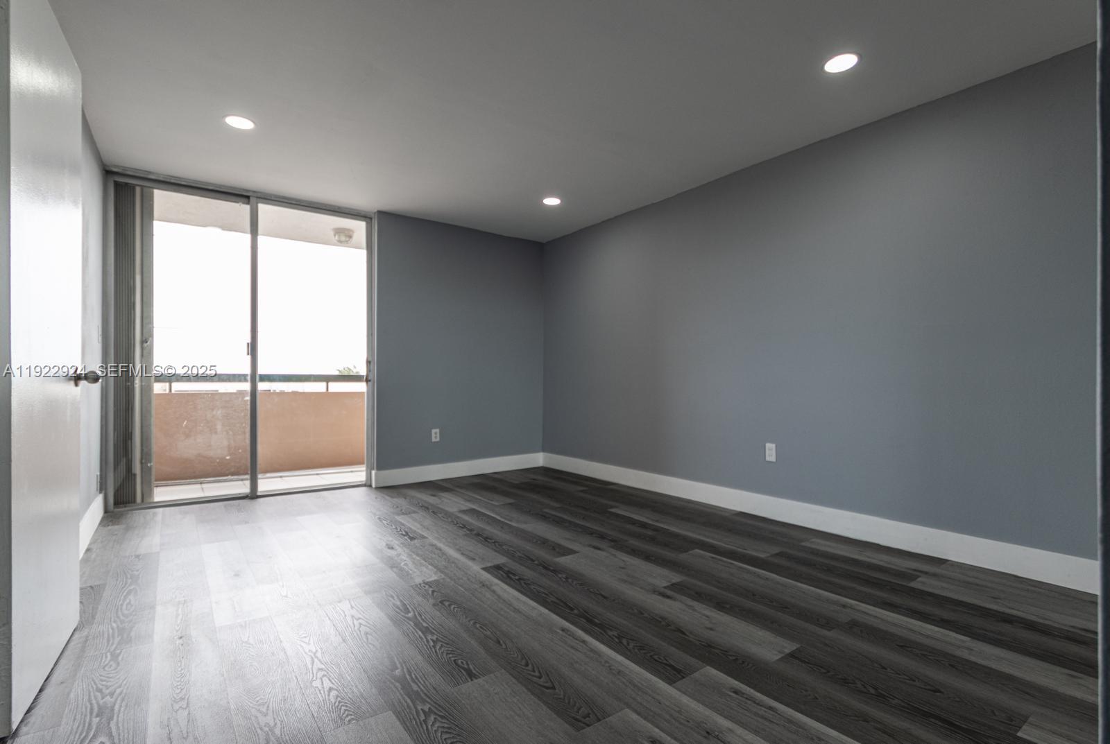 854 NW 87th Ave # 504