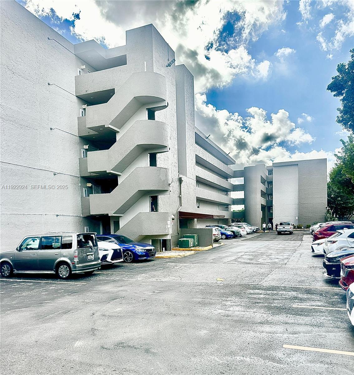 854 NW 87th Ave # 504