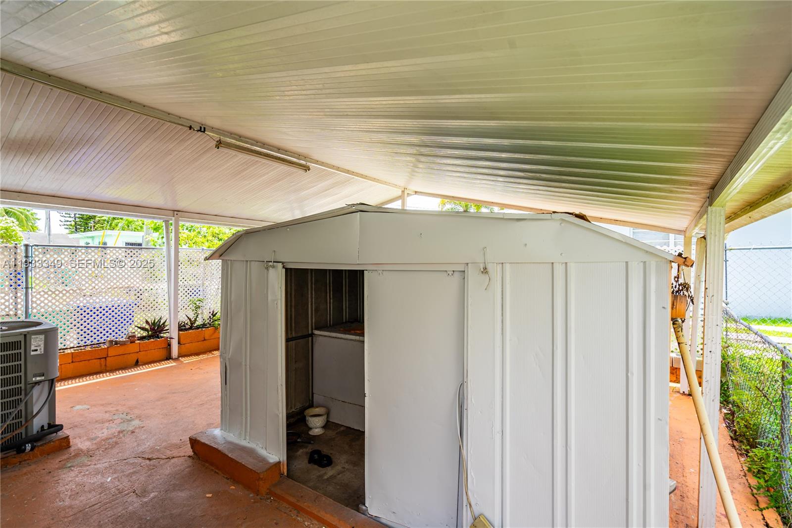 1090 NW 24th Ct # 1090