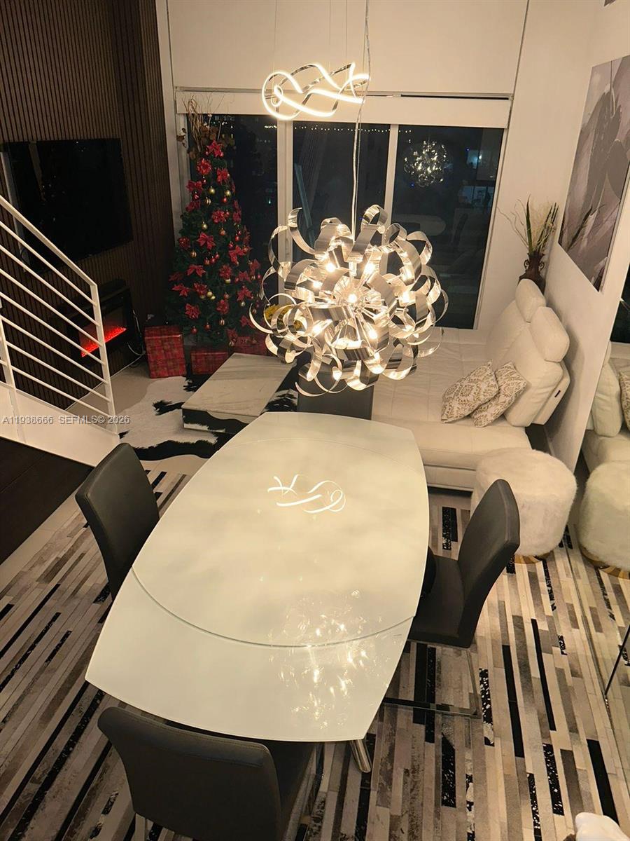 60 SW 13th St # 2422