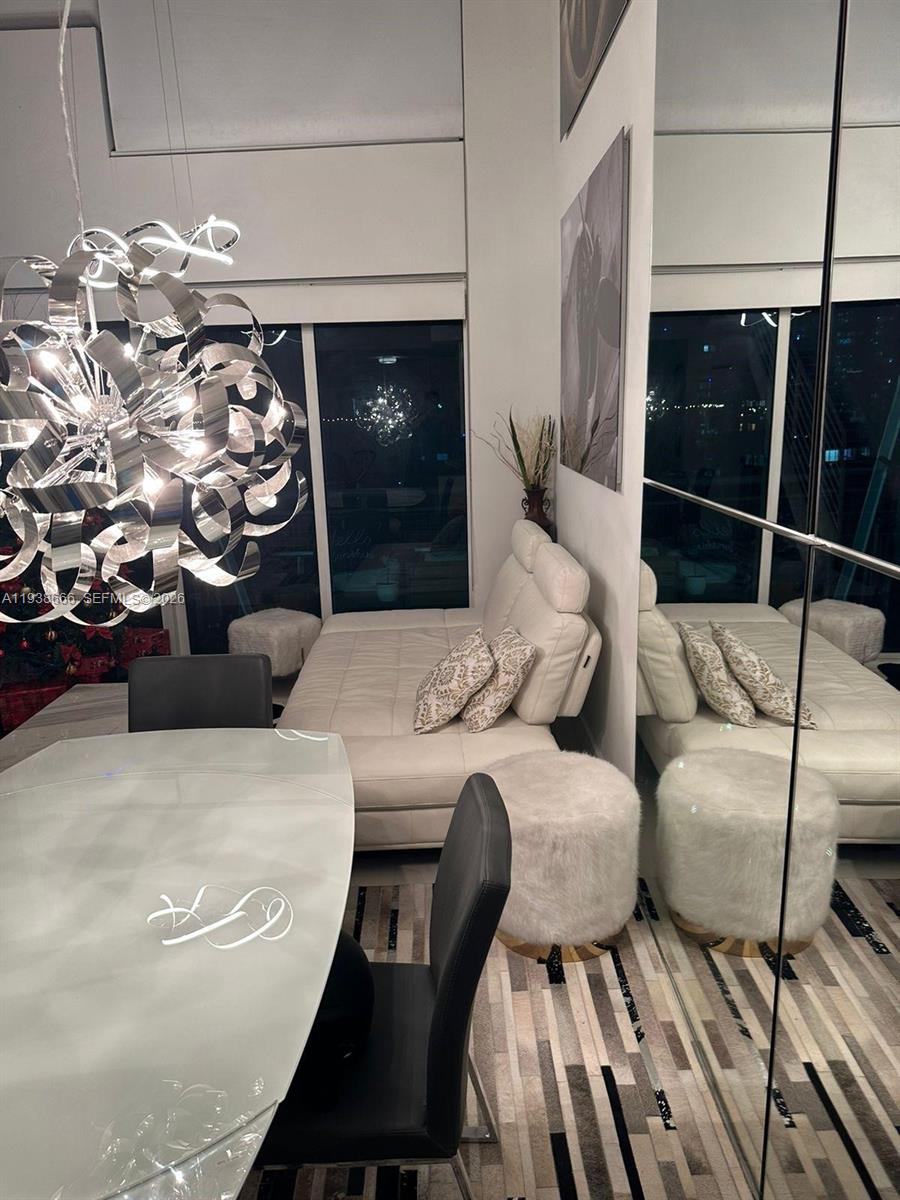 60 SW 13th St # 2422