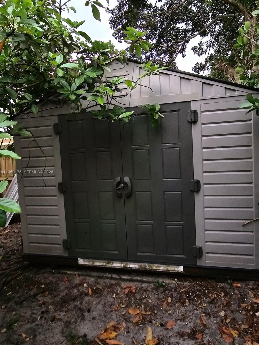 10330 SW 53rd St # 10330