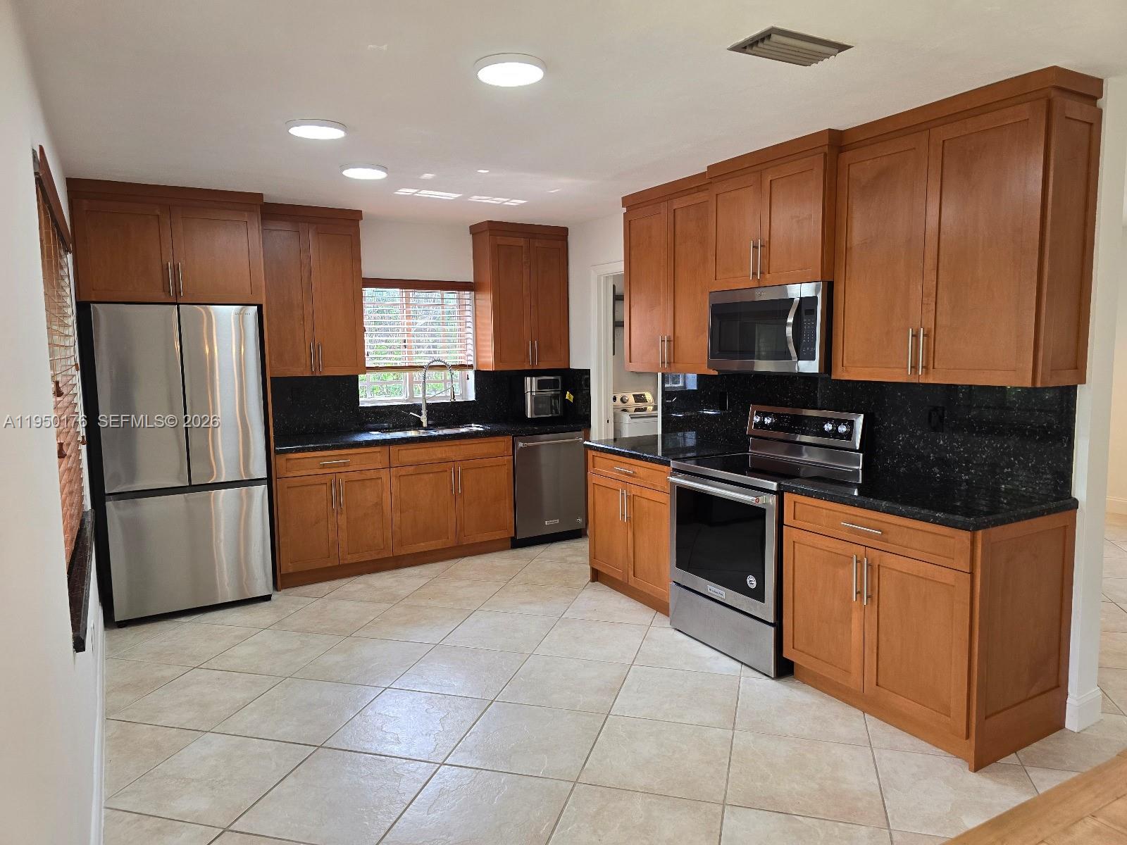 10330 SW 53rd St # 10330