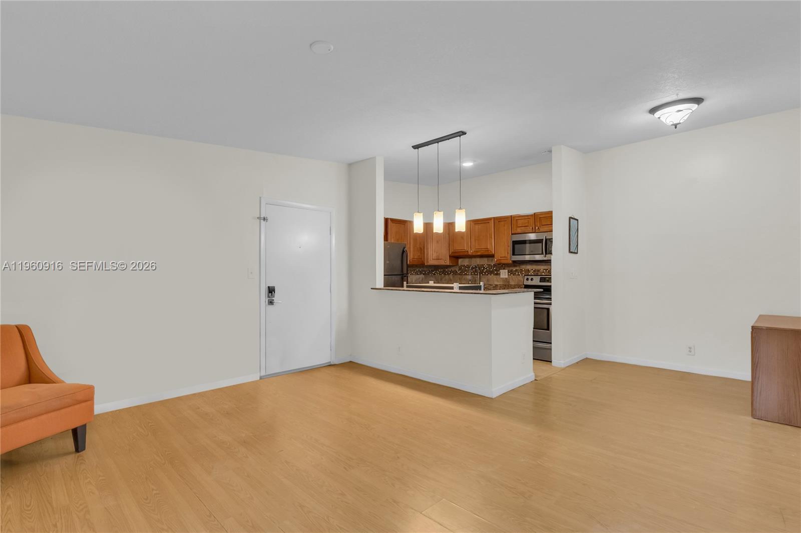 9415 W McNab Rd # 204