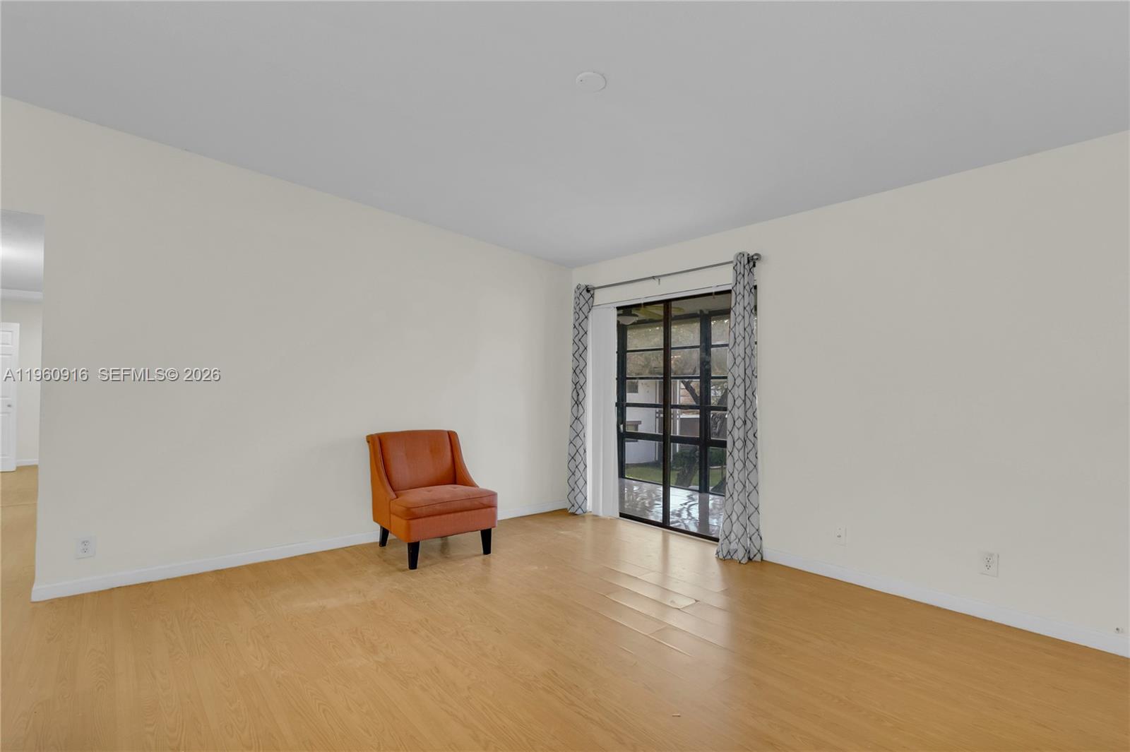 9415 W McNab Rd # 204