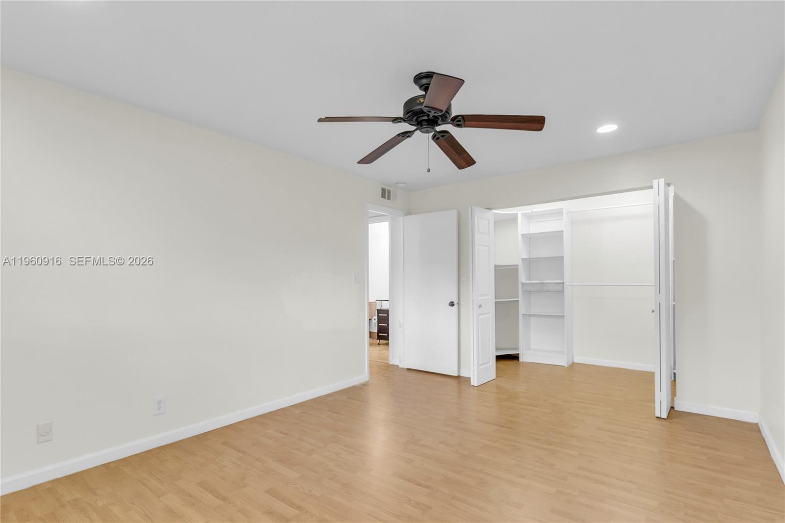 9415 W McNab Rd # 204