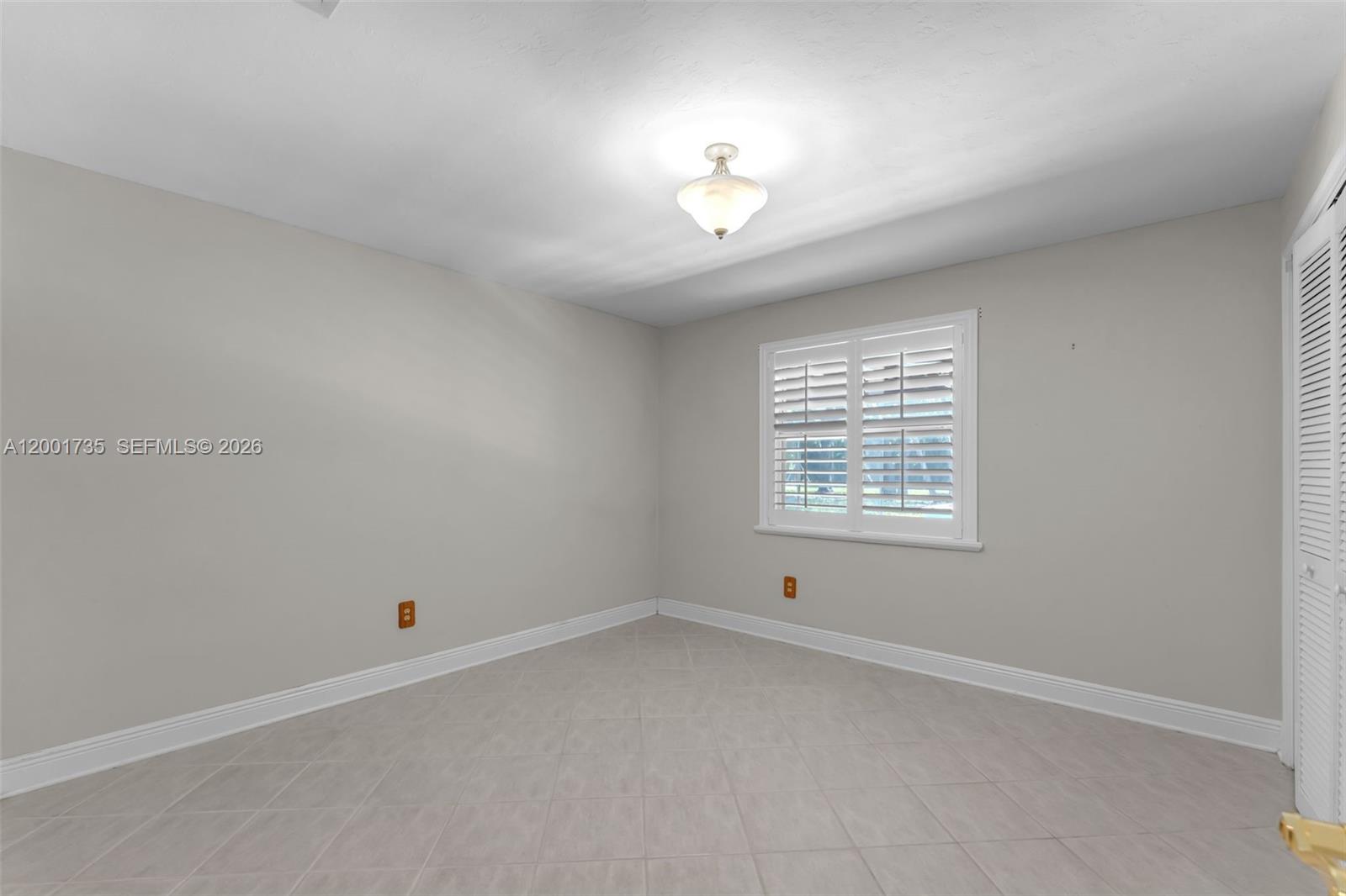 11401 SW 102nd Ave