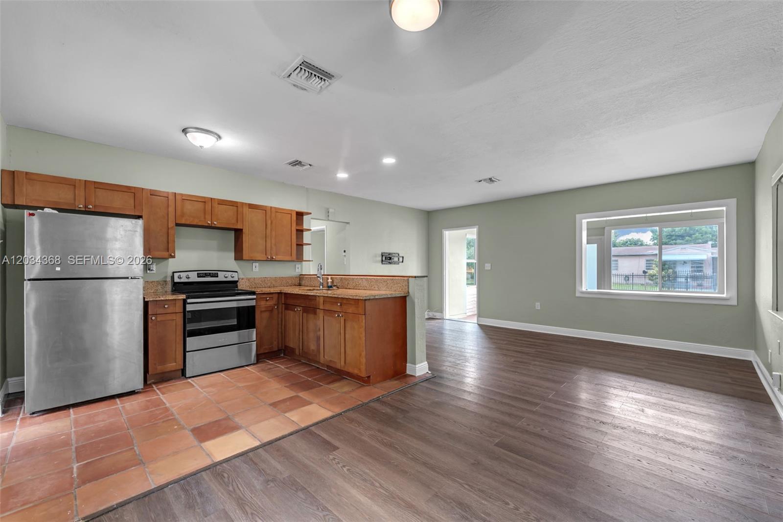 421 NW 105th St