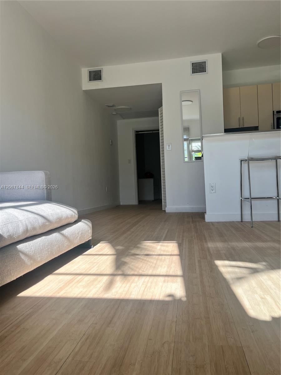3917 N Meridian Ave # 102