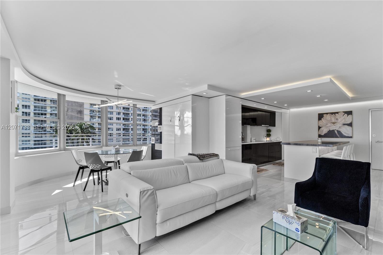 5555 Collins Ave # 5A