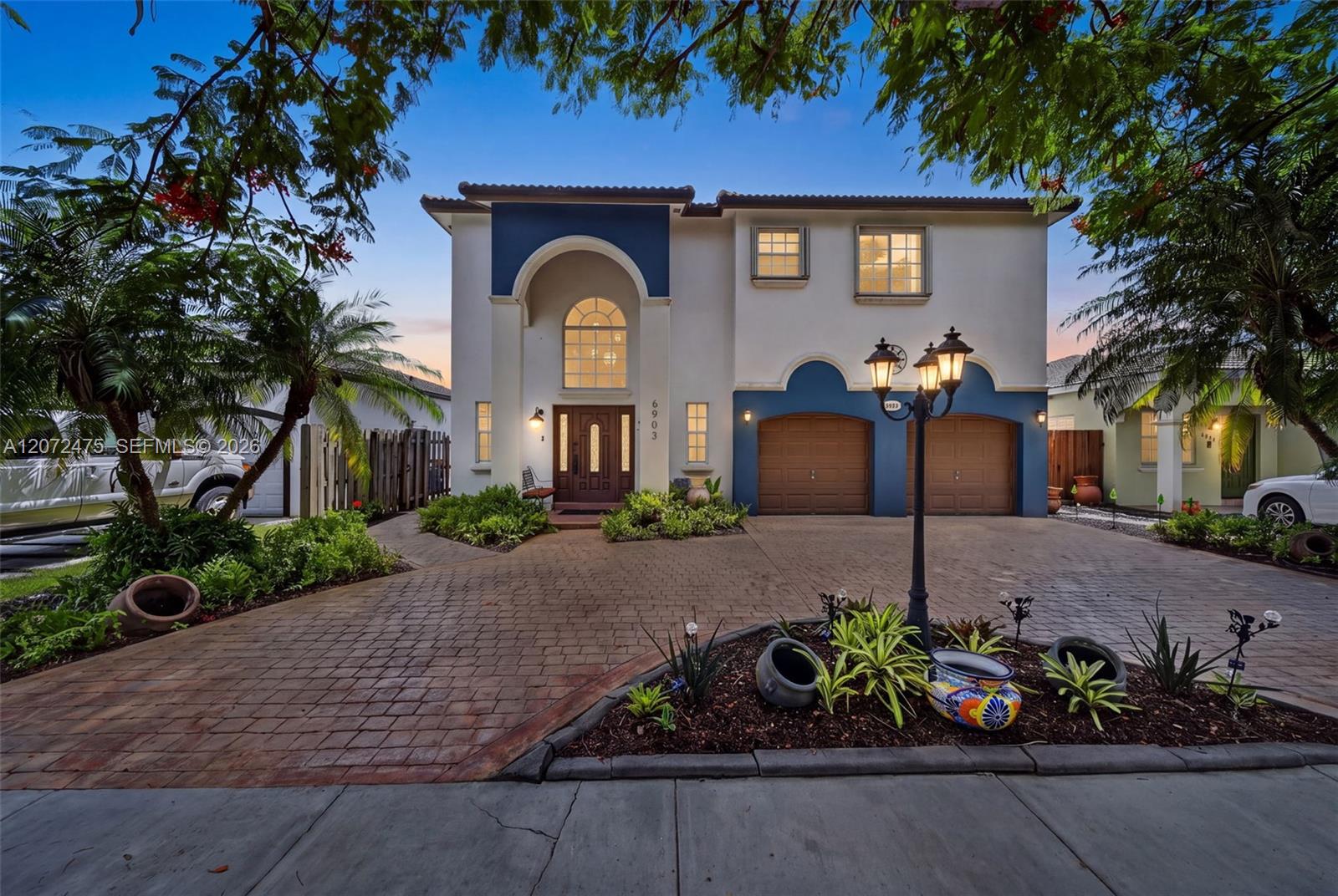 6903 SW 158th Ave