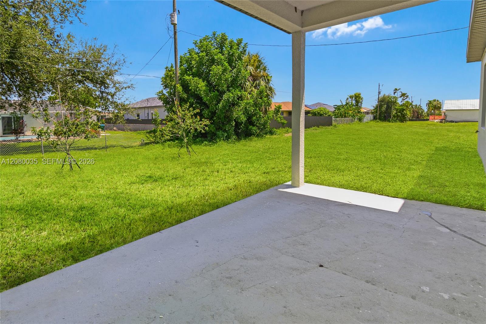 2035 NE 9th Ave