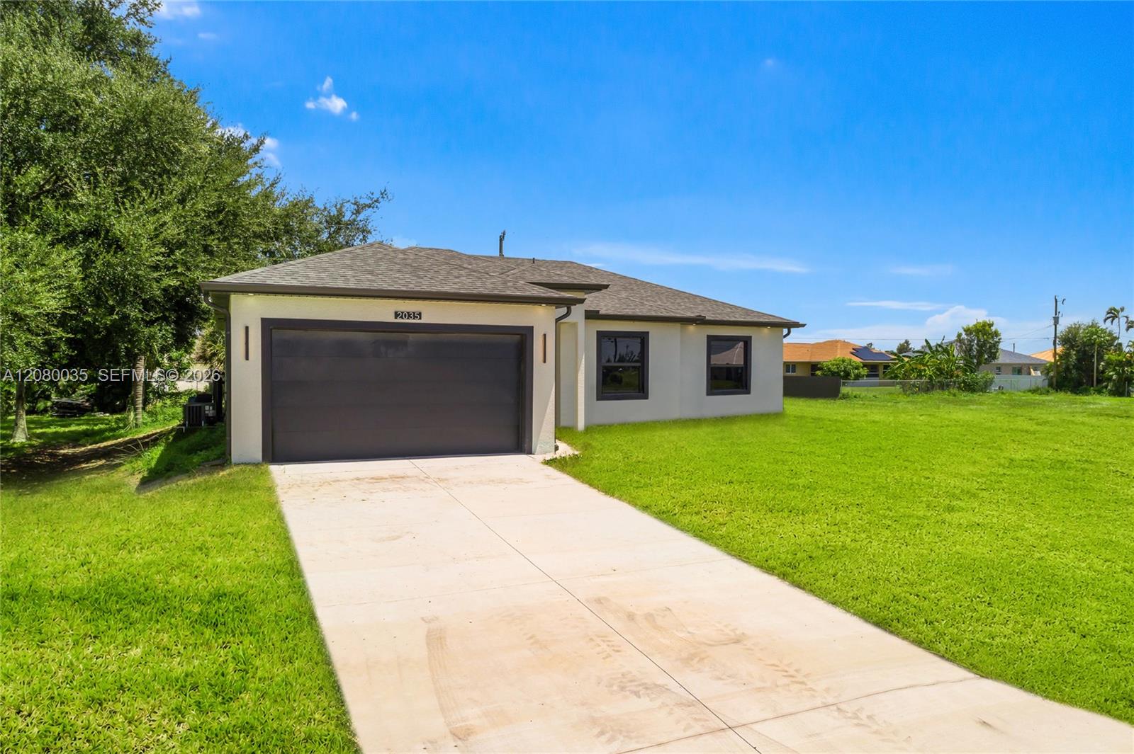2035 NE 9th Ave