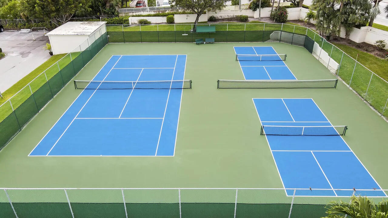 19800 Sandpointe Bay Drive 708