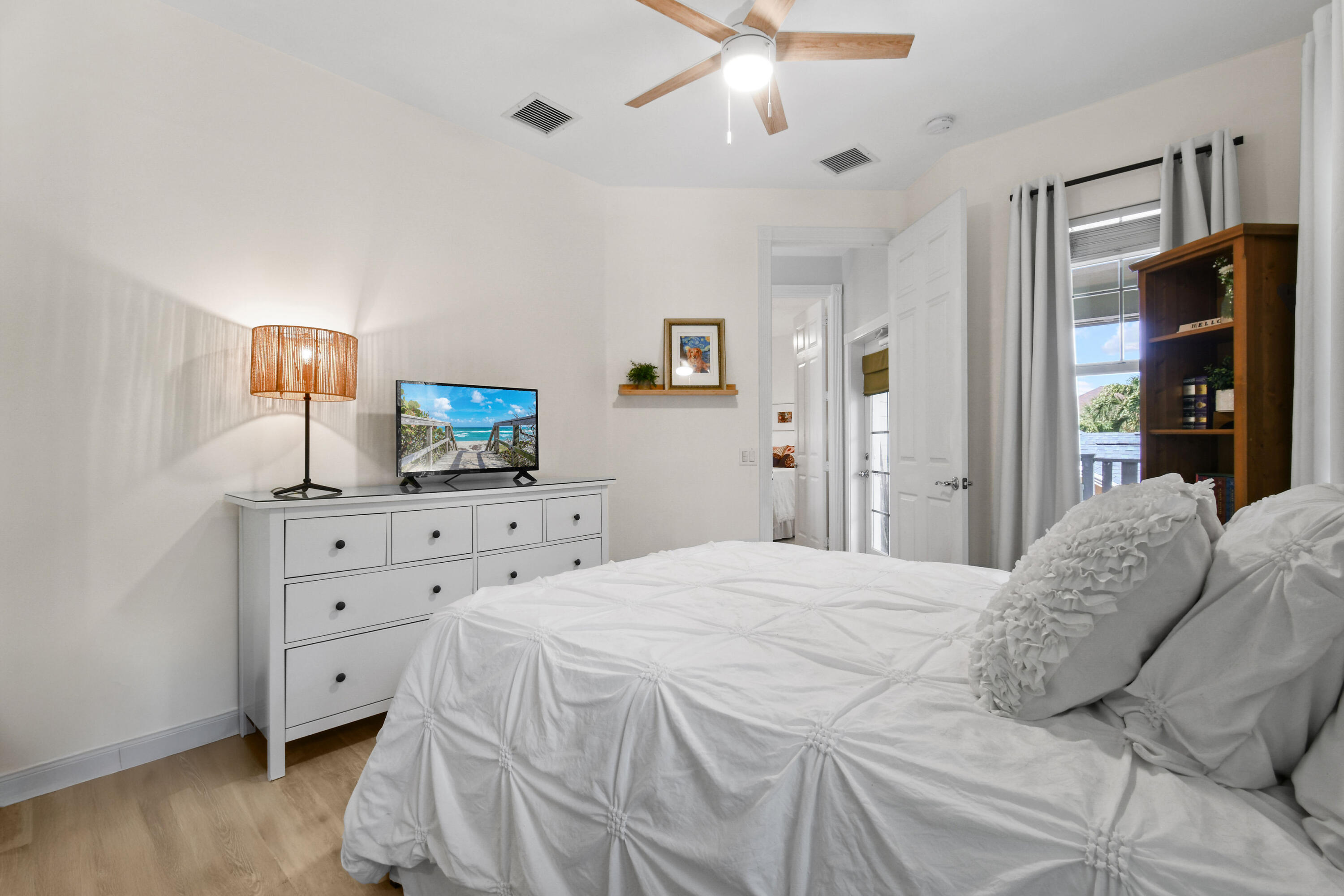 2672 E Community Drive