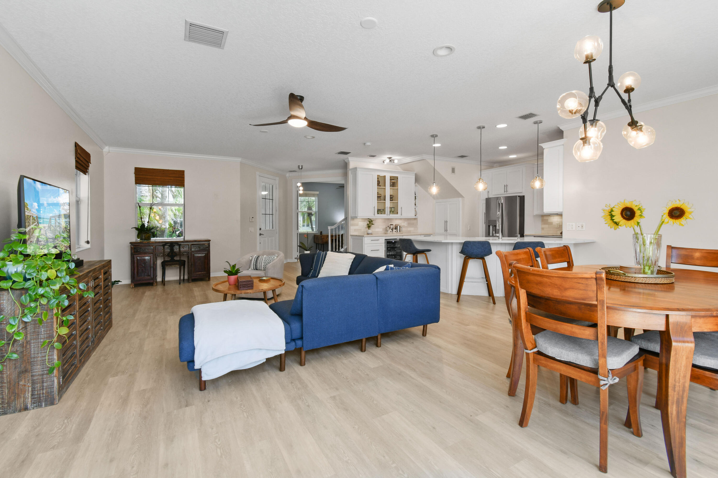 2672 E Community Drive