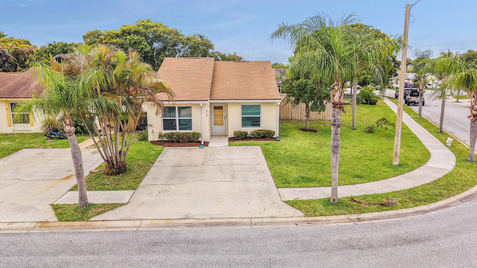 215 Palmetto Court