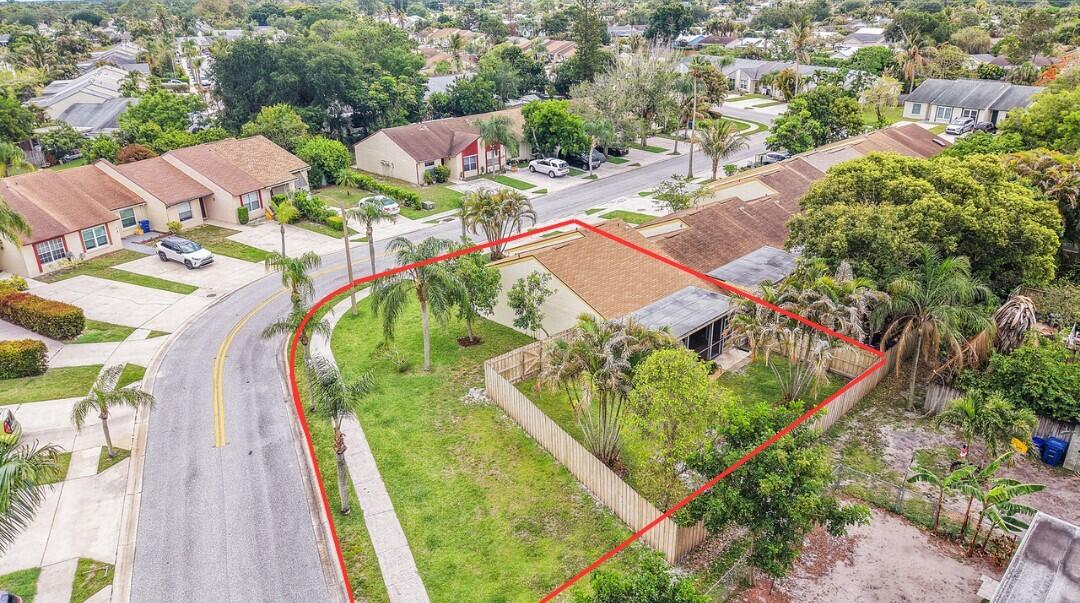 215 Palmetto Court