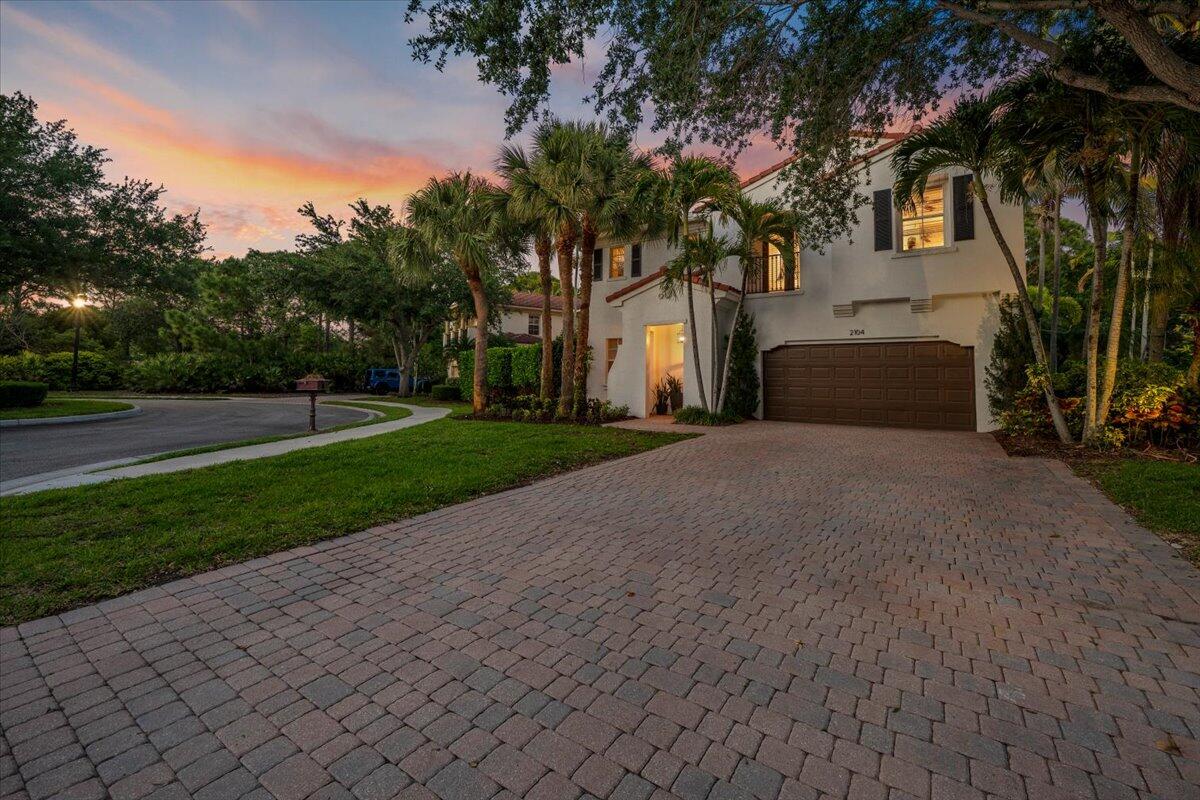 2104 Spring Court