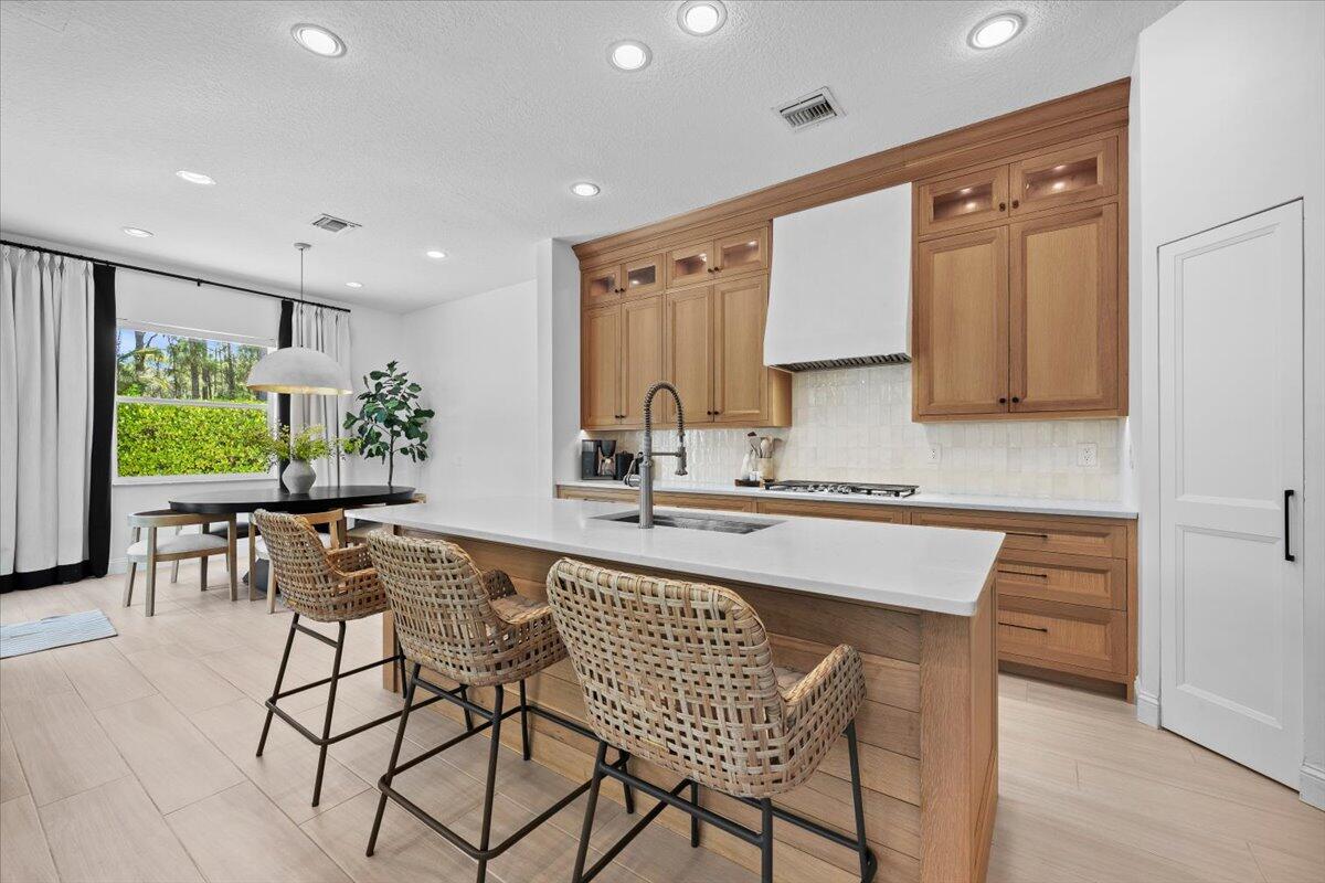 2104 Spring Court