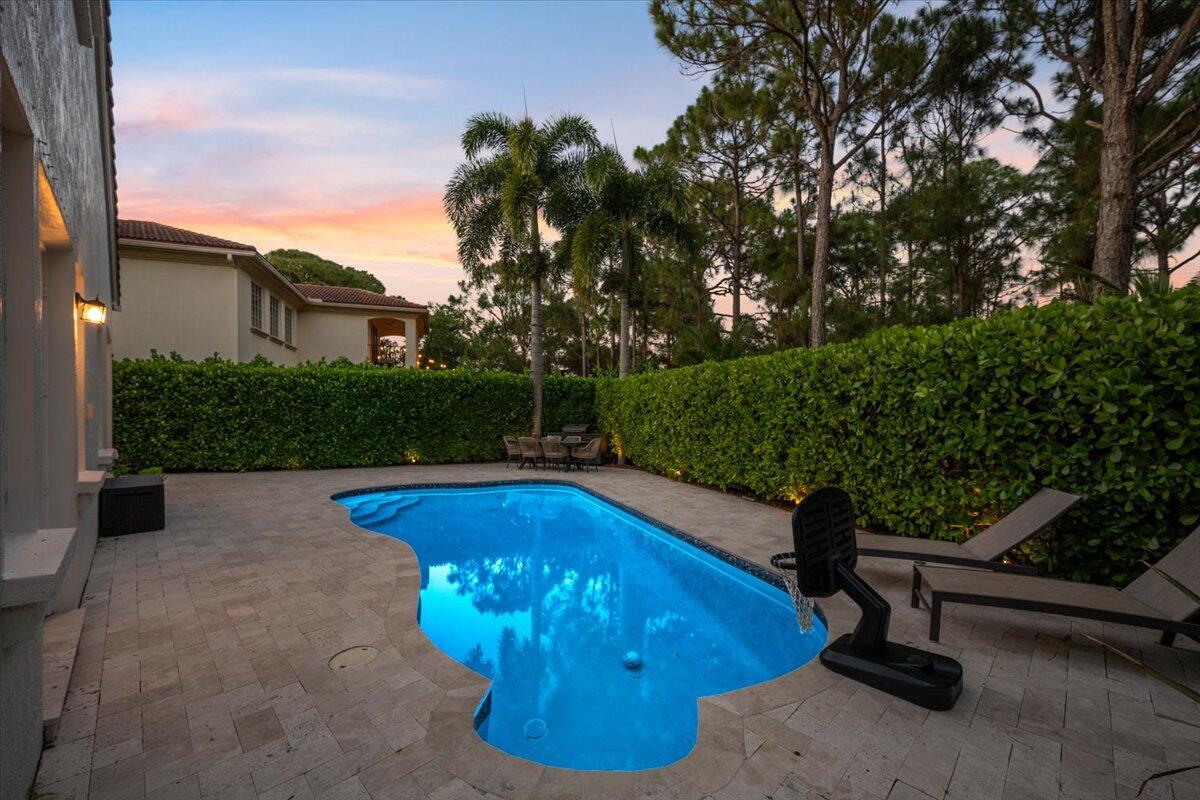 2104 Spring Court