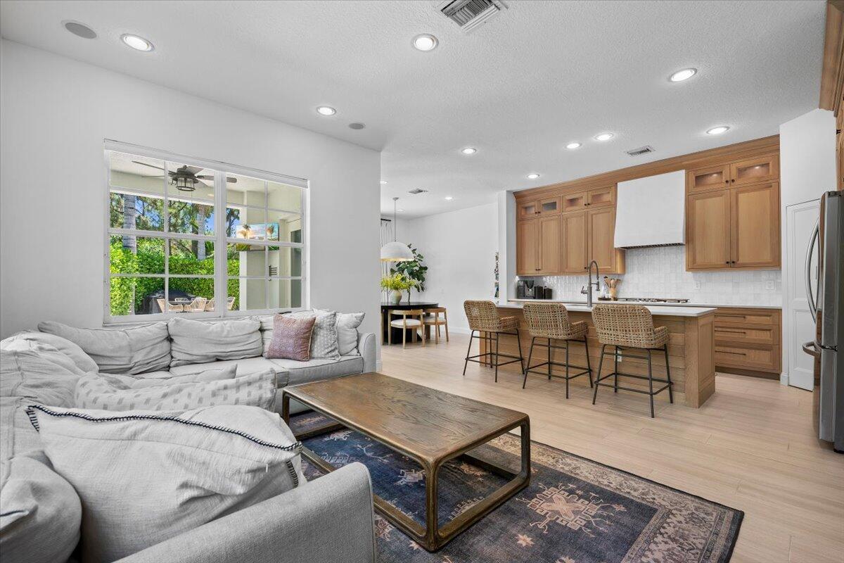 2104 Spring Court
