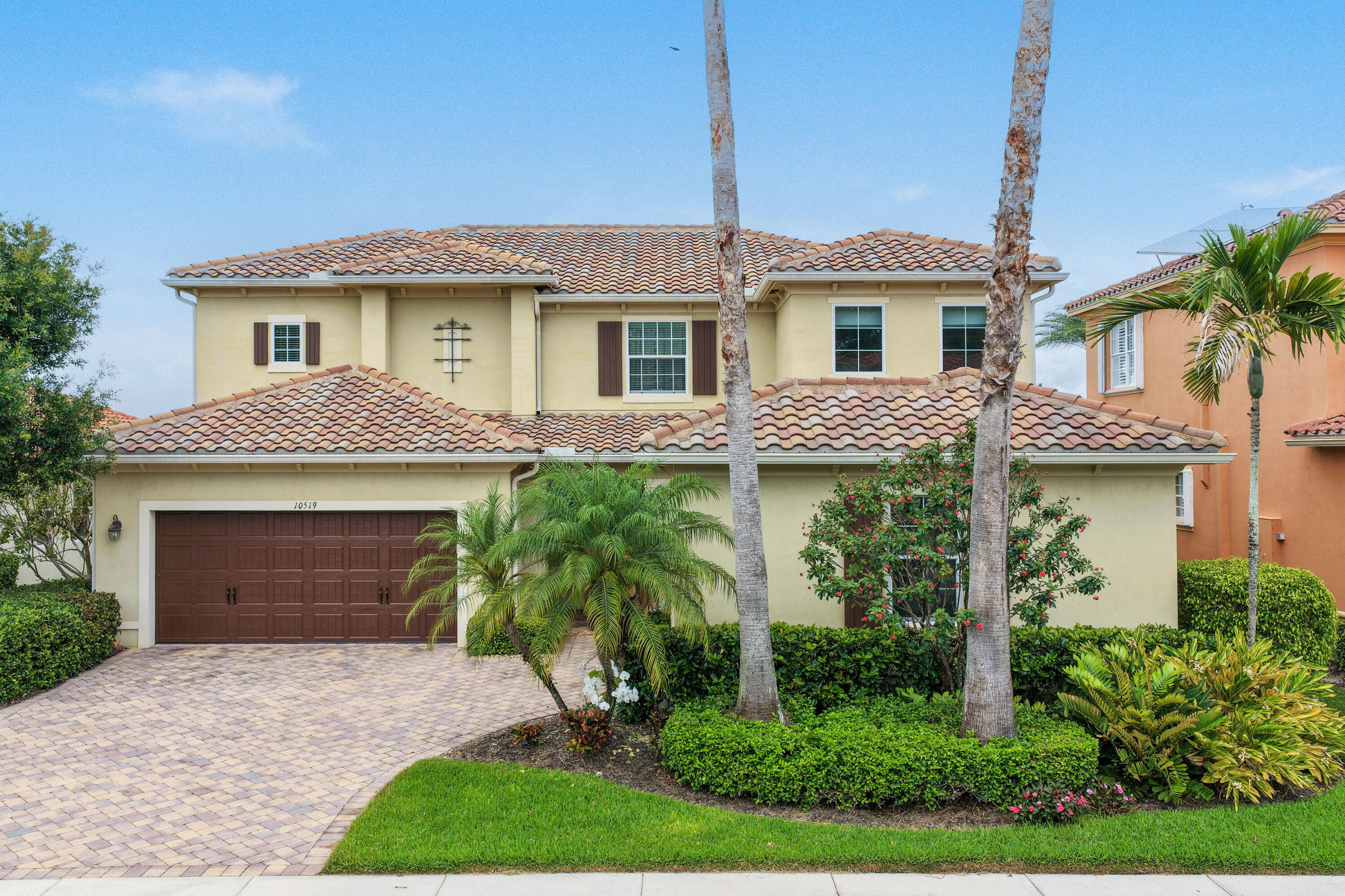 10519 Longleaf Lane