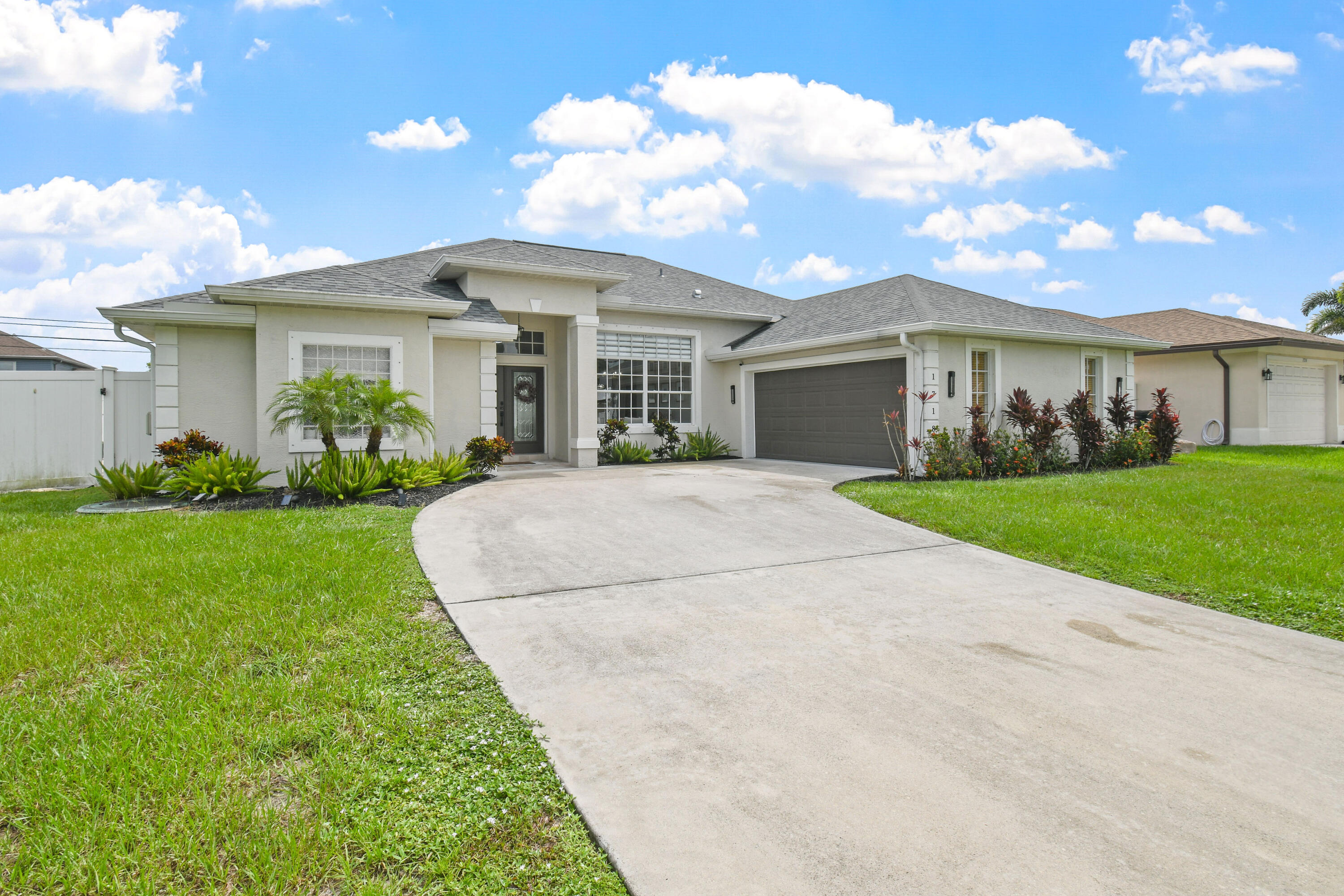 1718 SW Penrose Avenue, Port St. Lucie