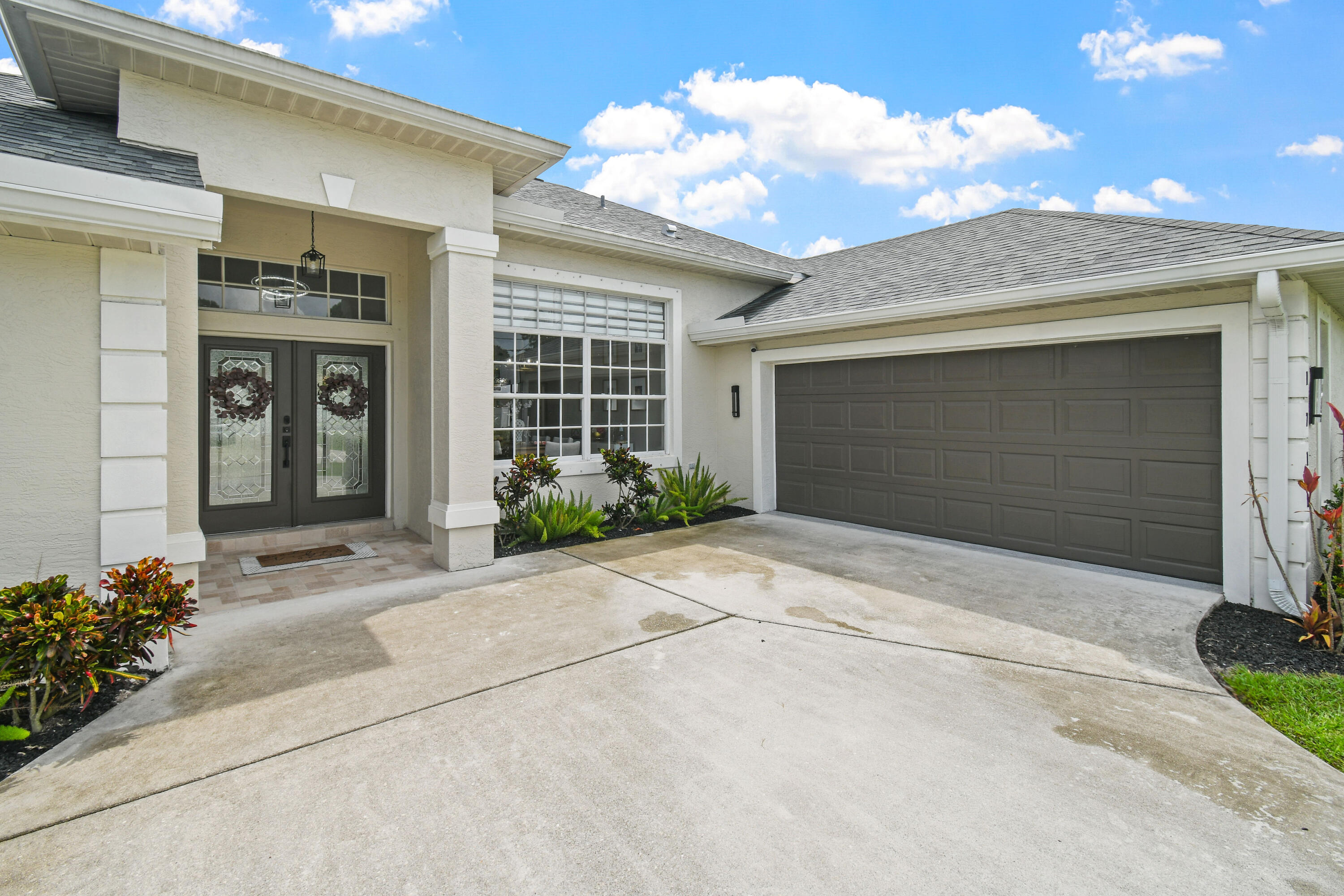 1718 SW Penrose Avenue, Port St. Lucie