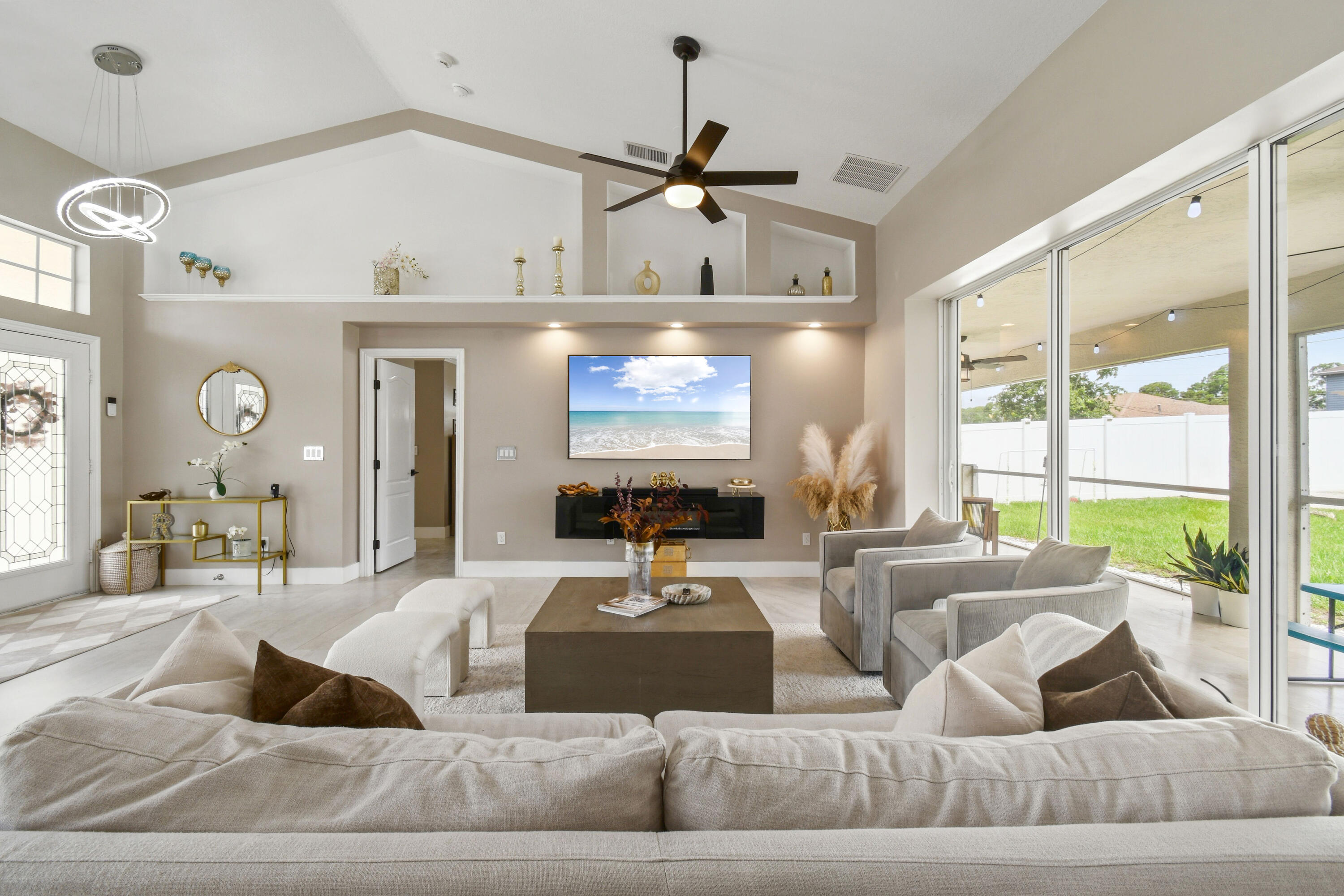 1718 SW Penrose Avenue, Port St. Lucie