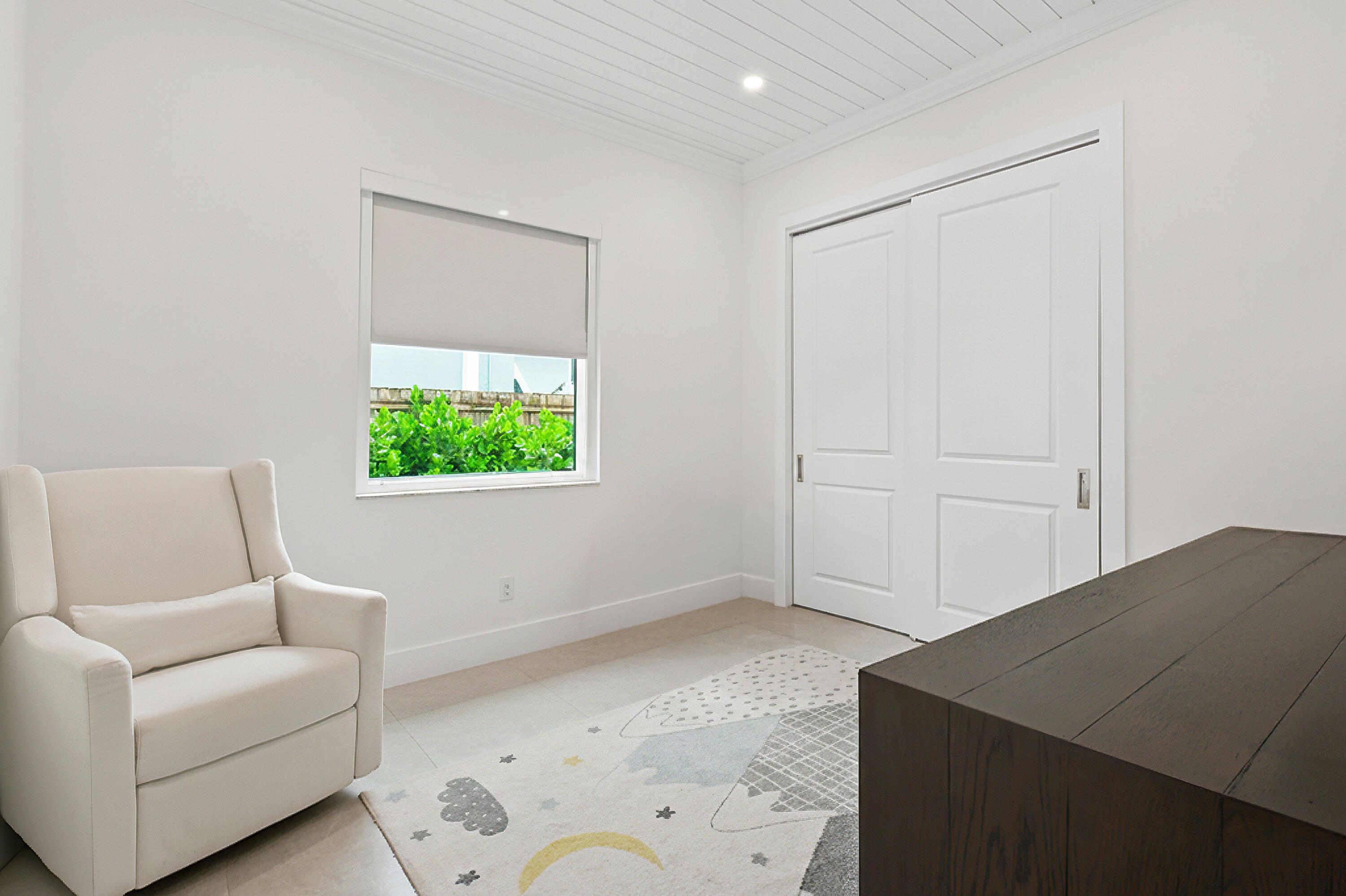 3 Lakeside Palms Court