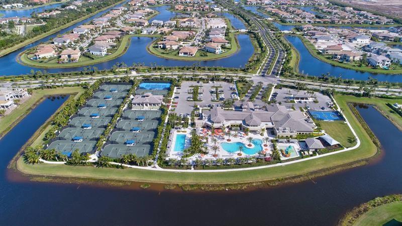 9512 Eden Roc Ct