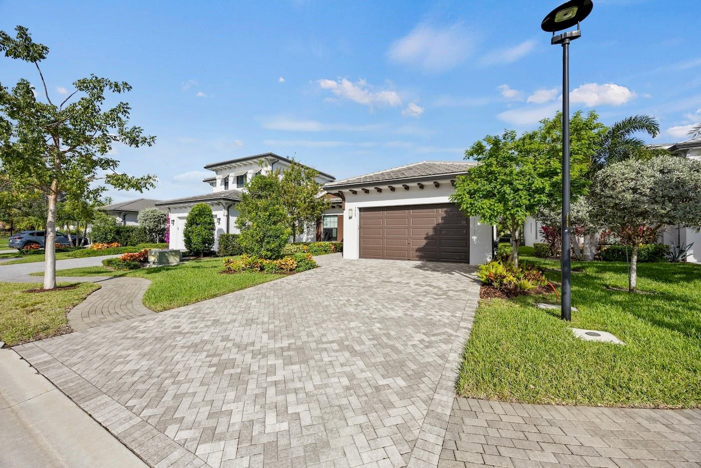 3069 Bellflower Circle
